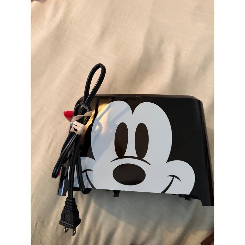 Disney Mickey Mouse 2 Slice Toaster Black Red‎ DCM-21EK New